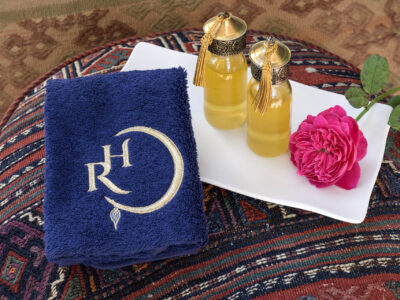 14-Embroidered-linen-Riad-Hayati-Marrakech-Morocco-Holiday